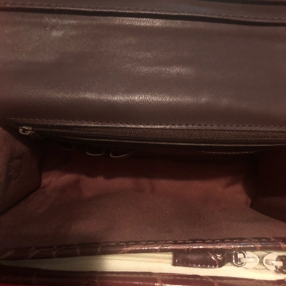 Purse - Picture 6 of 9